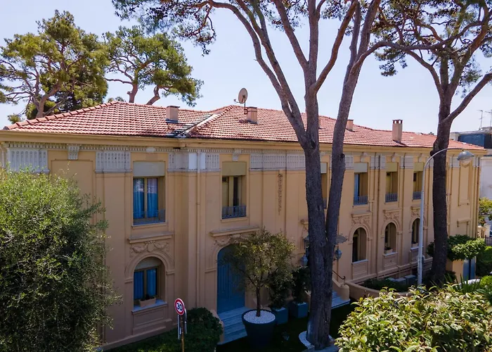 Hôtel Petit Palais Nice